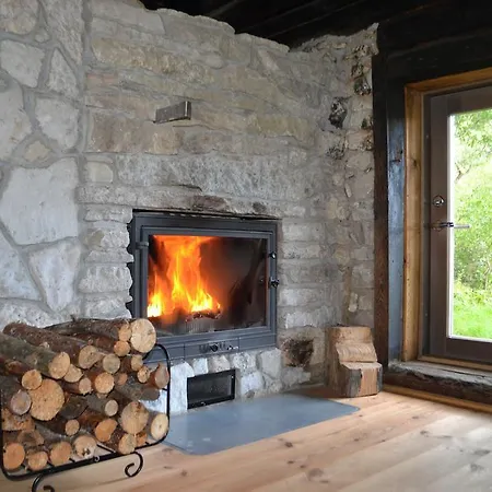 Kivi-roosi House * Lümanda